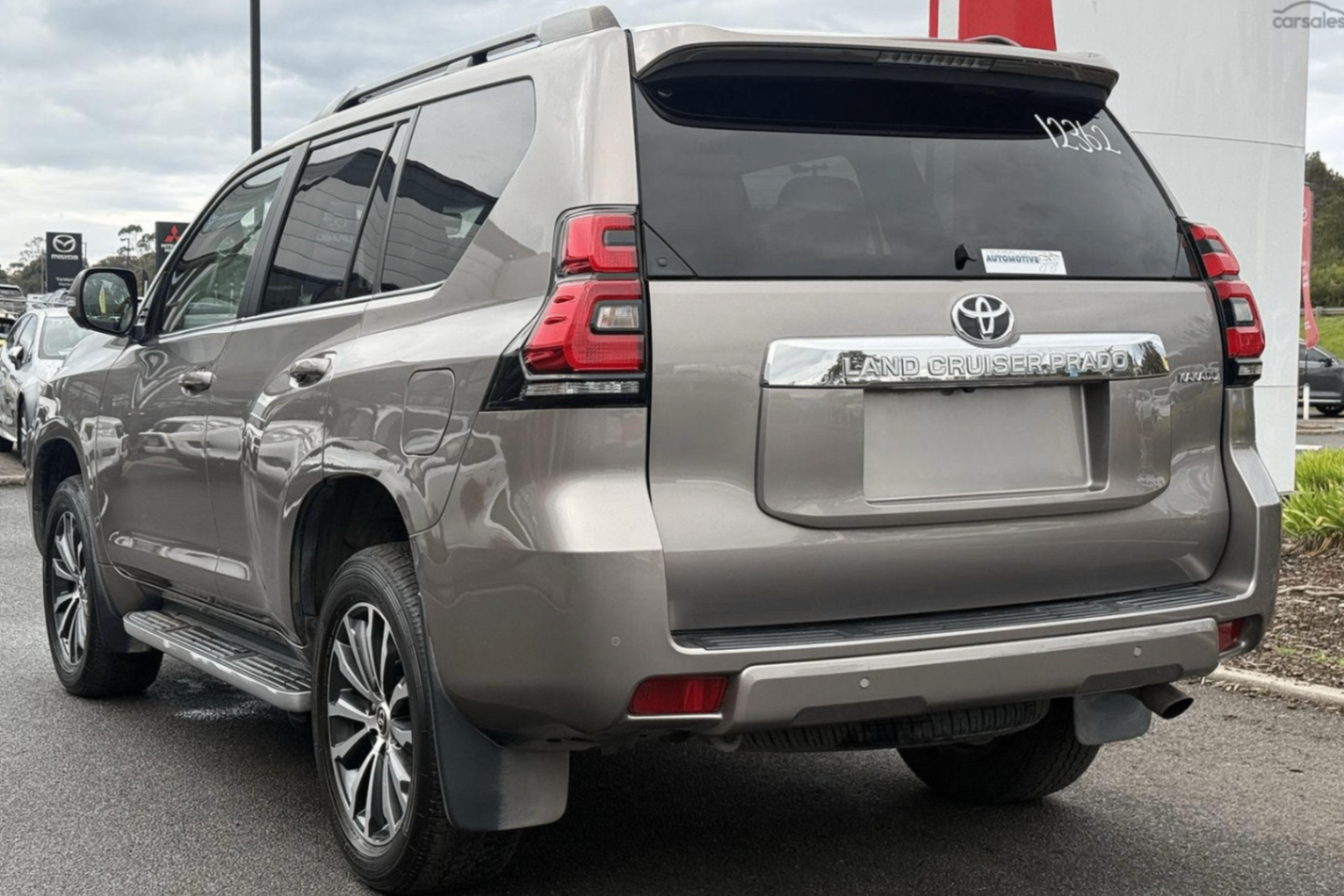 LandCruiser Prado Kakadu 2.8DT 4x4 photo 5 of 29